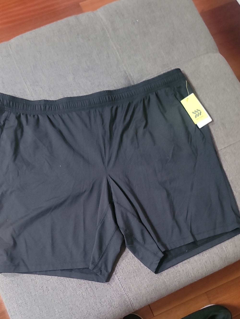 all in motion Men’s Black Athletic Shorts-XXL Drawstring And Zip Pockets